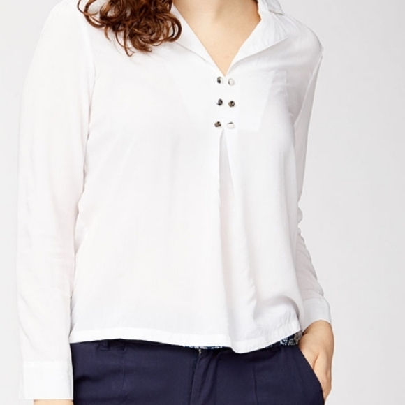 Tahari Women's Soft White Buttoned  v-neck collared blouse Shirts size XS‎ new - Picture 2 of 3